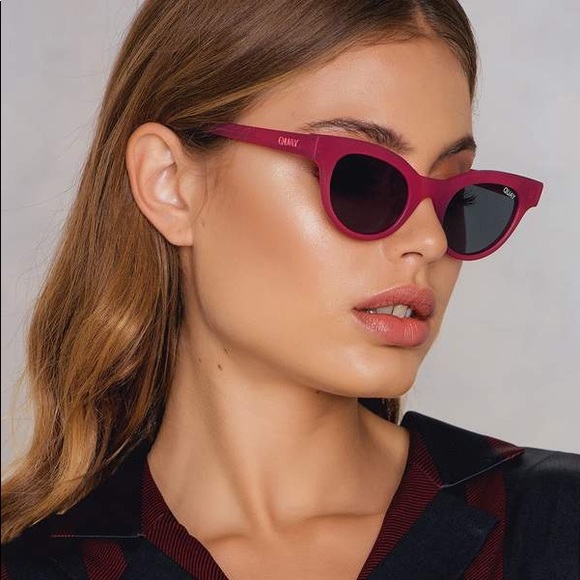 Quay Australia Accessories - nwt quay australia | pink starstruck sunglasses